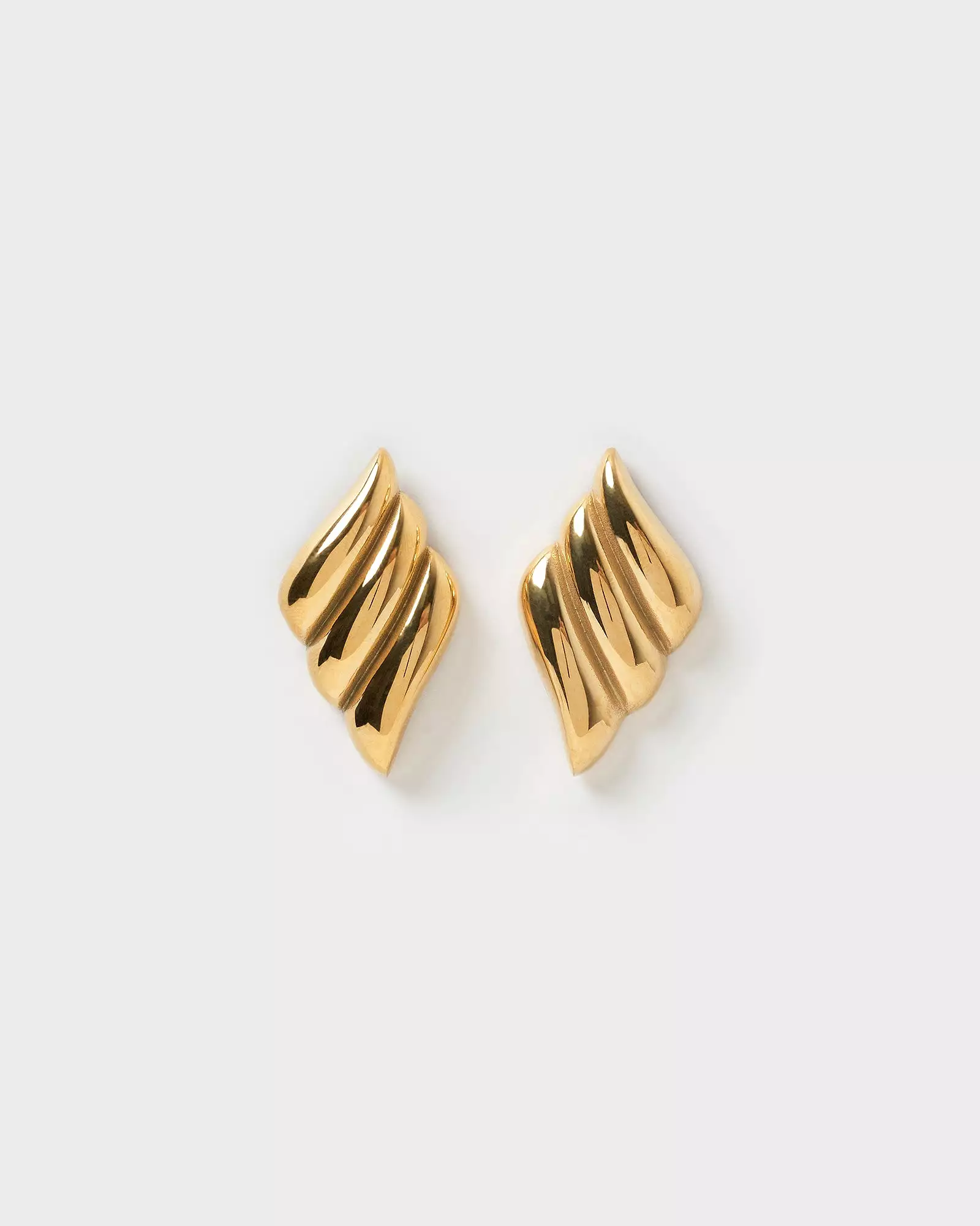 Izoa Ash Stud Earrings Gold