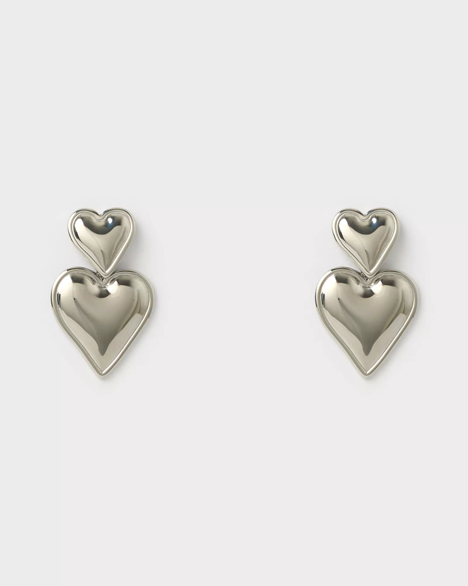 Izoa Tana Heart Stud Earrings Silver