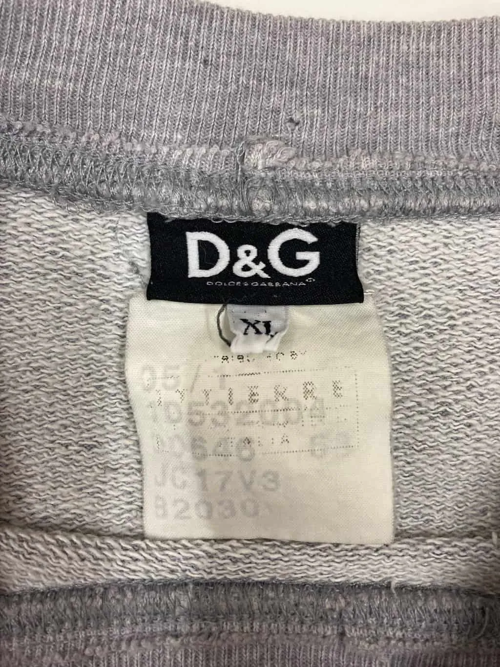 Vintage Dolce & Gabbana spellout grey sweatshirt with large embroidered textured logo – Large