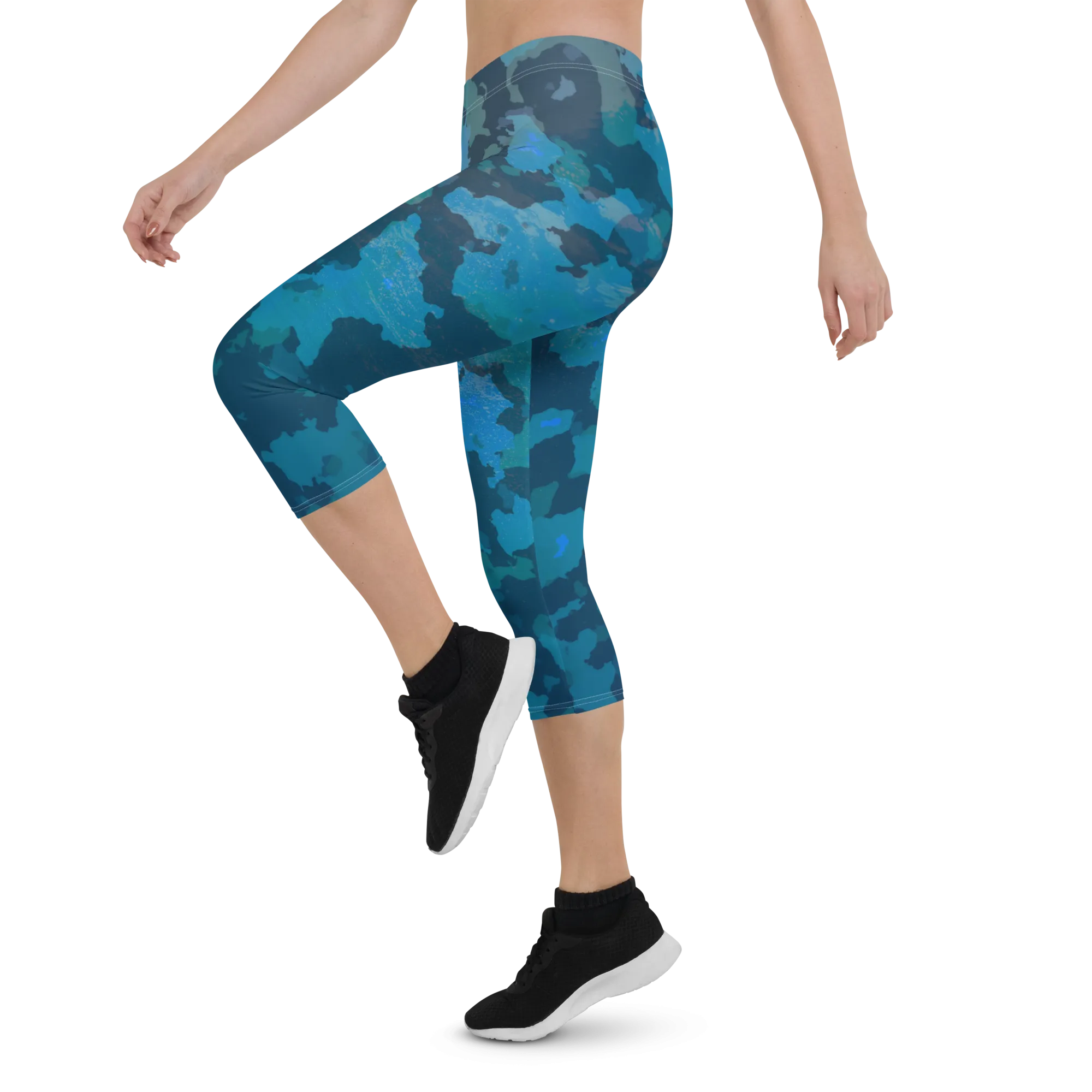 Women's CoastFlex Ocean Camo Capri Leggings