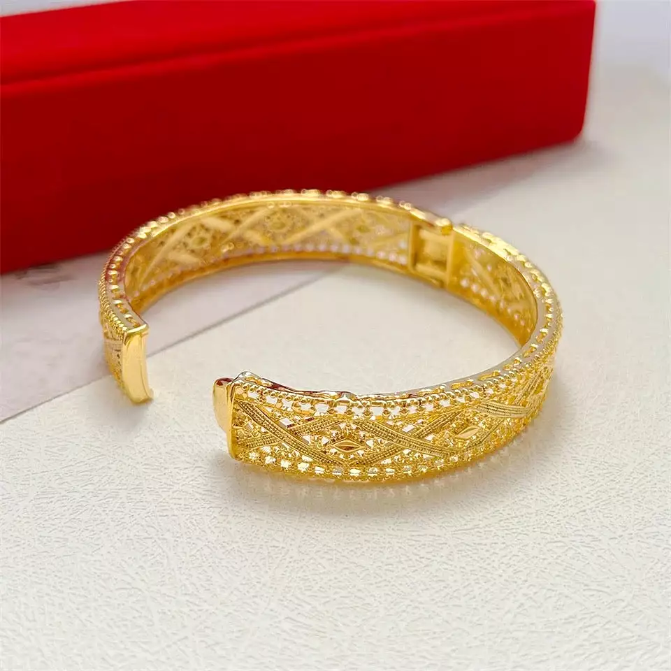 Women's Hand Bracelets Gold Color Exquisite Round Cuff Bangle Bracelet S4292589