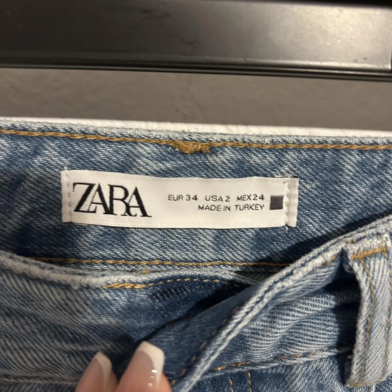 Zara Women's Blue Jeans